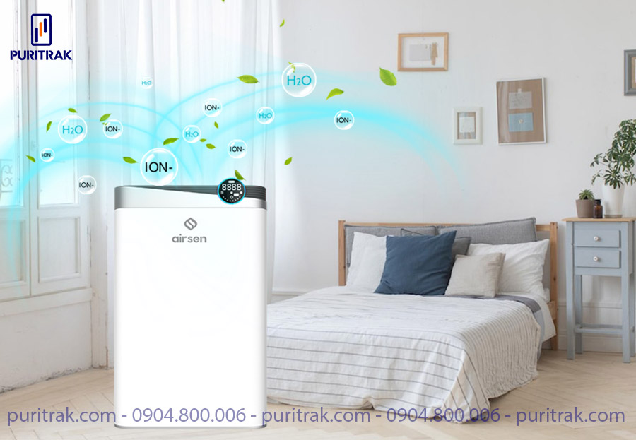 Puritrak air purifier can be used in both bedrooms and workspaces